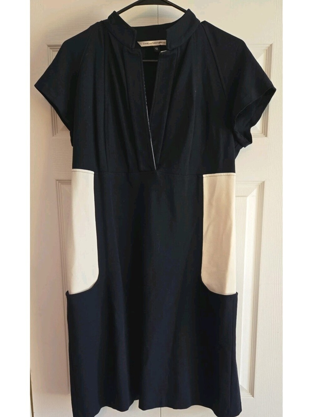 *read* Diane Von Furstenberg Navy Dress Sz 12 Business Casual holland colorblock